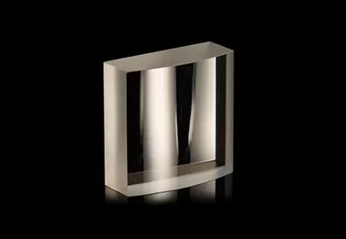 Plano Cylindrical Lens: A Multifunctional Tool in the Optical World